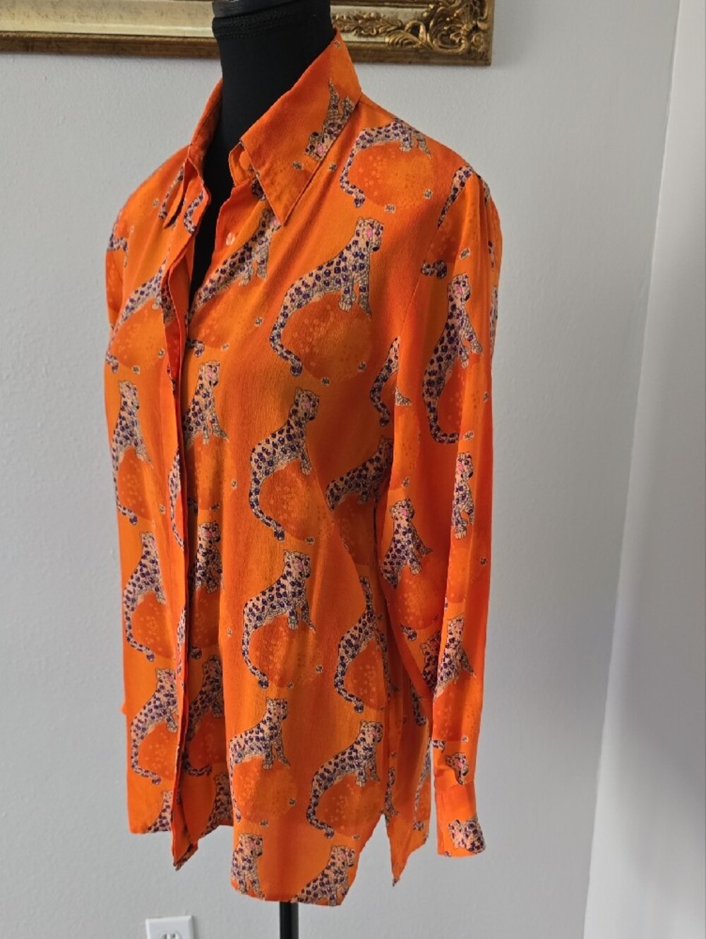 VTG Piano Orange Jaguar Print Button-Up Blouse 100% Silk - Small - Picture 3 of 7